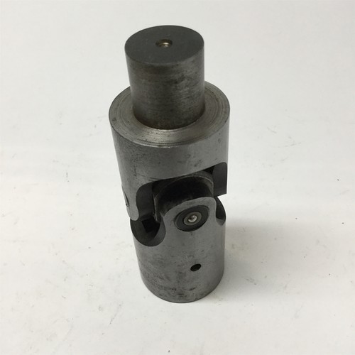 Boston Gear J150 Universal Joint Keyed Shaft Alignment Coupler 7/8" Male-Female - Picture 1 of 4