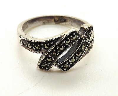 NICE VINTAGE STERLING SILVER MARCASITE RING - SIZE 6 1/2 ~PRETTY RING~