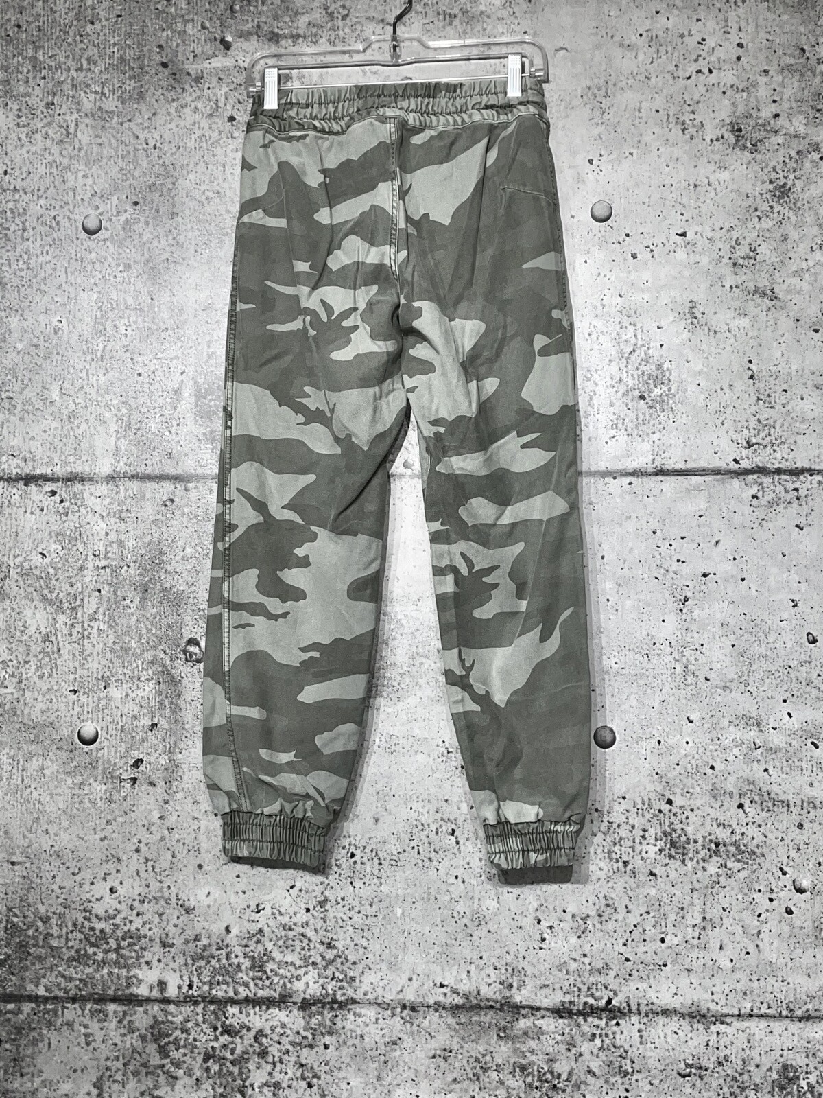 ARITZIA TNA ALIX PANT 2 CAMOUFLAGE CAMO COTTON TWILL … Gem