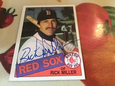 1985 Topps RICK MILLER Autographed Baseball Card Boston Red Sox #502