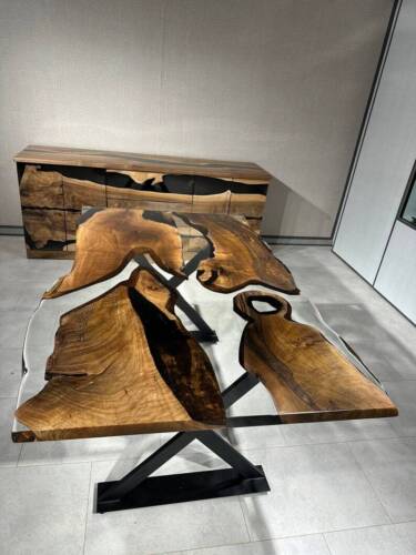 Mesa personalizada de madera y resina epoxi transparente, centro, café, flores y extremo - Imagen 1 de 11