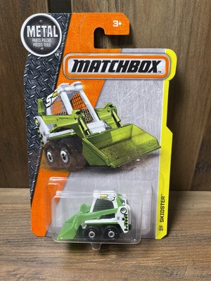 Matchbox Skidster – Kleiner Bagger In Grün, Serie 2022, Detailgetreues Spielzeugauto
