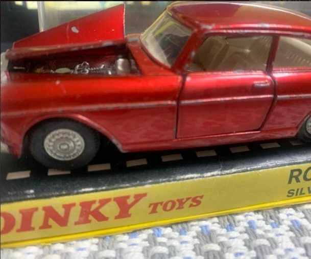 ・Vintage Rare DINKY TOYS MECCANO ROLLS-TYOCE SILVEDR CLOUD MK.Ⅲ RED - Image 3 of 4
