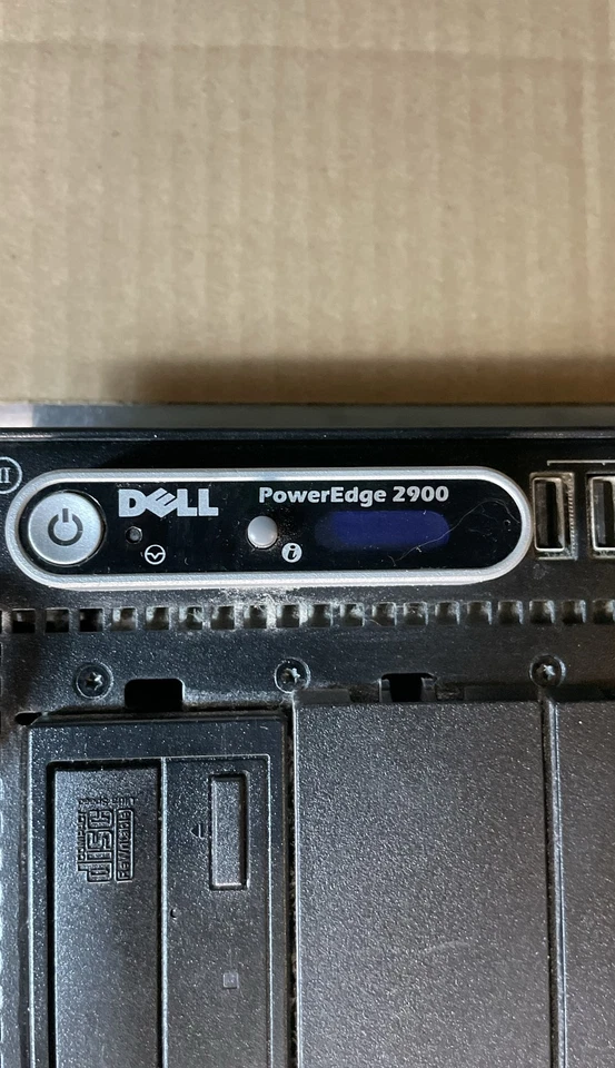 Servidor Dell PowerEdge 2900 Intel Xeon sin disco duro Foto 2 de 4