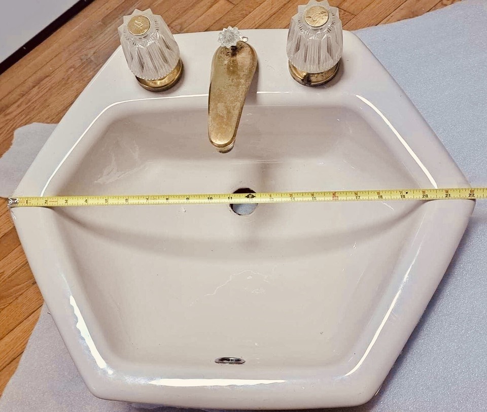 Kohler Art Deco Vintage castiron Bathroom sink pink Hexagon Desert