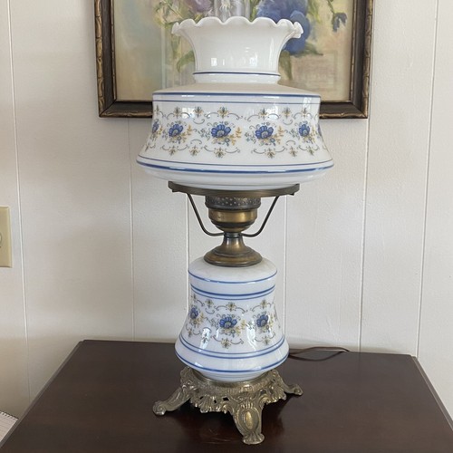 1973 Quoizel Lamp Abigail Adams Blue Poppy Pattern 19.5" Tall 3 Way