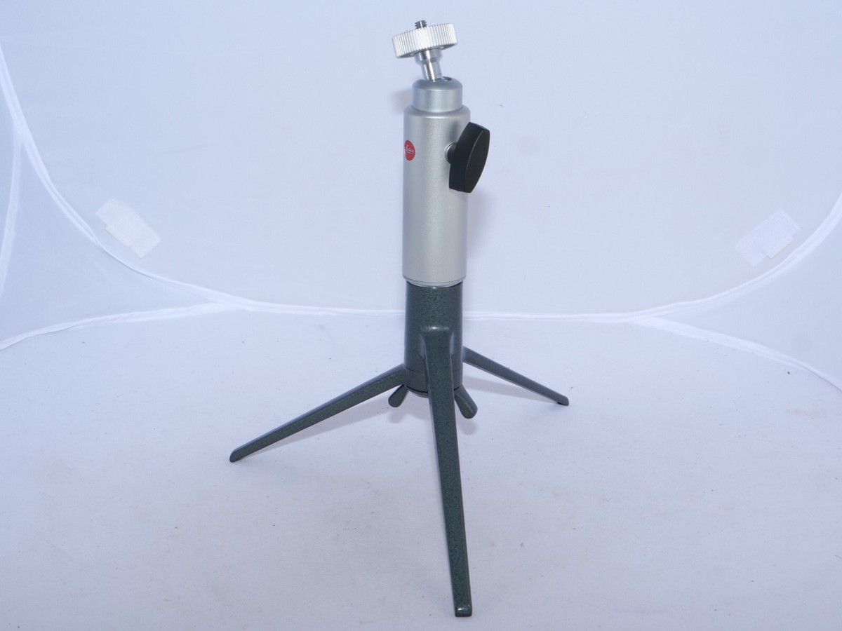 Leica TOOUG gray Table Top Tripod. Leica Wetzlar 14168 Ball Head
