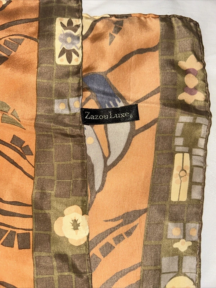 Bufanda Zazou Luxe de colección 100 % seda 61" X 21" arte para usar envoltura para la cabeza enrollada a mano Foto 4 de 4