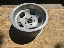 1- 15 X 8.5 Vintage Aluminum Slot Mag Wheel 1- 15 X 8.5 Vintage Aluminum Slot Mag Wheel