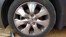 Used Wheel fits: 2009 Honda Accord 17x7-1/2 alloy 7 spoke Enkei manufacturer Gra