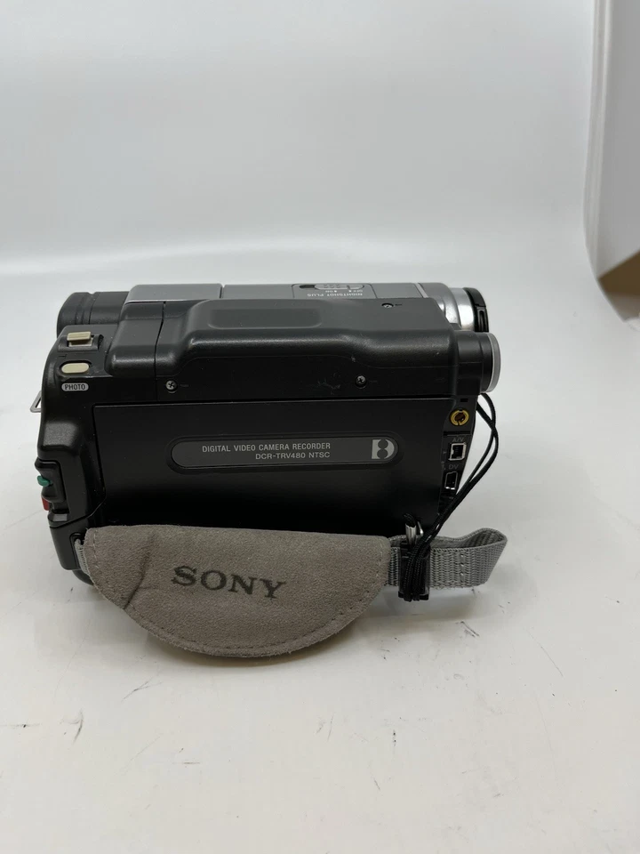Sony Handycam DCR-TRV480 Digital-8 Camcorder 990x (No Batteries) - Image 4 of 4