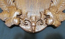 3D OAK ORNATE TAXIDERMY SKULL MOUNTING PLAQUE MEASURES 16 1/2" X 12"