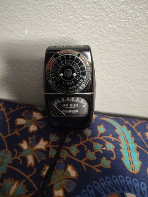 Vintage GE Bakelite Light Meter 8DW58Y4 B73008 Working With Leather Case 