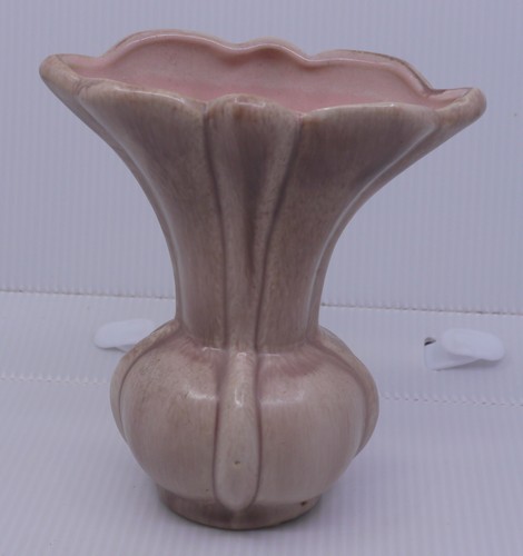 VINTAGE GONDER ART POTTERY VASE, LILAC PURPLE w DRIP GLAZE, 6.25 INCHES, MCM