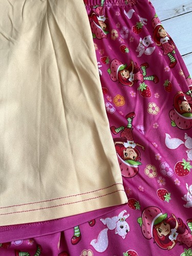 RARE Strawberry Shortcake Girls 2 Piece Pajamas Set Sz 6 Vibrant Pink Cats 2013 - Picture 8 of 21