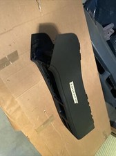 Mercedes-Benz W169 A-Klasse Geh&auml;use Mittelkonsole A1696800450 schwarz 9F09