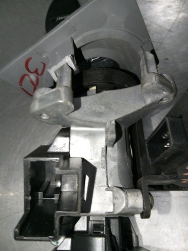 05-07 Jeep Grand Cherokee Ignition Switch Lock Cylinder w/ Key & Immobilizer OEM - Picture 4 of 10