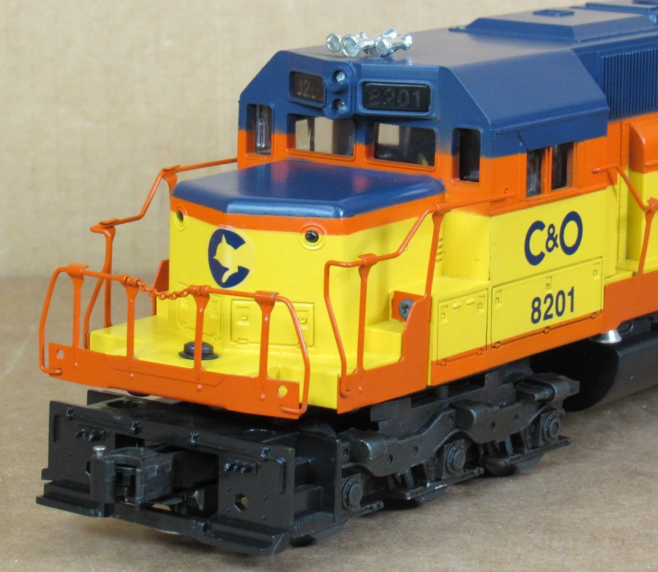 Lionel 18201 Chessie System SD-40 Diesel Engine *SERVICED* O-Gauge LNIB * - Image 3 of 4