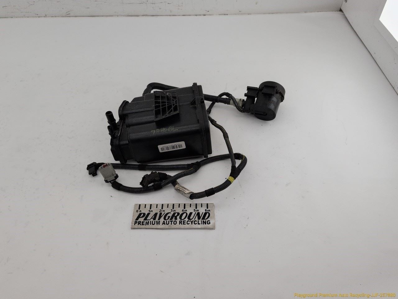 Saab 9-3 SEDAN Fuel Vapor Evap Charcoal Canister 2.0L 4 Cylinder Fits 2003-2011