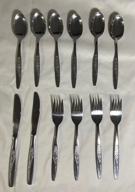 12tlg Besteck Set Edelstahl Vintage Ornament Design Löffel Gabel Messer - Bild 1 von 4