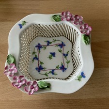 SIEBEN HEREND UNGARN HANDBEMALT BLUMEN PORZELLAN BLATT SCHMUCKSCHALE. Sch&uuml;ssel