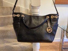 Excellent Condition Michael Kors