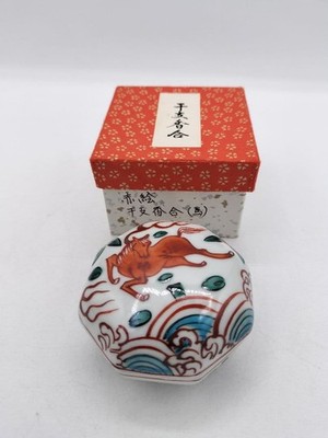 Japanisches Kyoto Kogo Sternzeichen Pferd rote Emaille von Takano Shoami Teez...