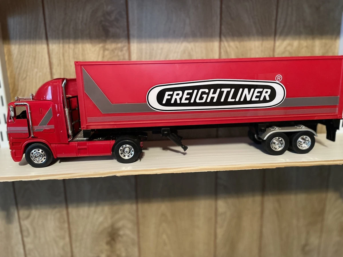 25+ New-Ray 1:32 Scale Diecast Trailers for sale | Updated Oct 2026
