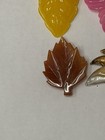 Lot Of 4 Vintage-style translucent plastic leaf and butterfly pendants/jewelry — photo 5