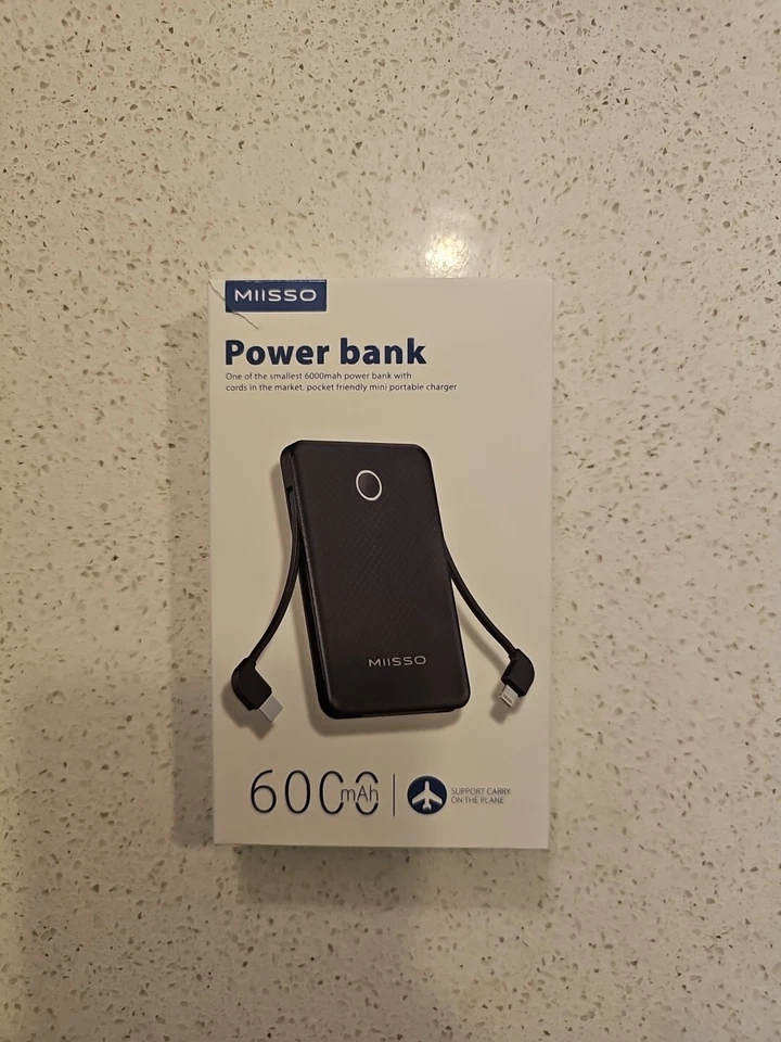 Miisso 6000mah Ultra Slim Power Bank Card Size USB C Cords 5K95 - NEW - Image 2 of 4
