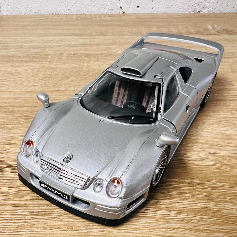 Mercedes-Benz AMG CLK GTR Street Version Maisto 1:26 Diecast Silver 1:24 - Image 2 of 4