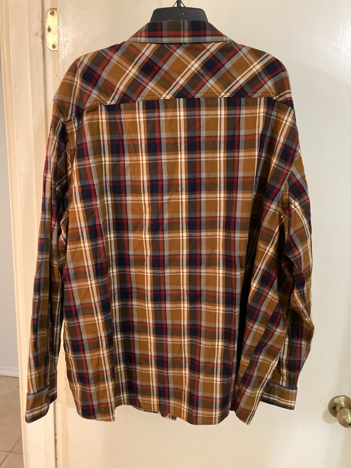 Duluth Trading Co. Standard Fit untuck Brown Plaid Shacket Snap Button Size 3xl image 6