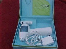 TRIA BEAUTY LASER PERMANENT HAIR REMOVAL SYSTEM ORIGINAL W/SKIN SENSOR / CHARGER