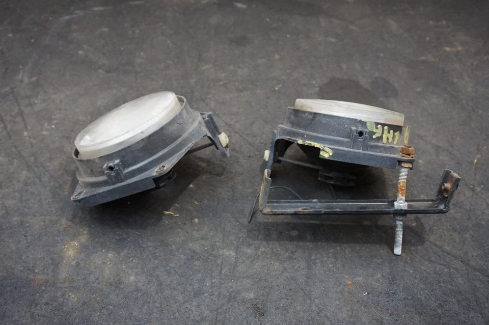 Juego de 2 faros antiniebla delanteros izquierdo derecho 15780128 15780129 Hummer H3 2006-2010 *Nota Foto 2 de 4