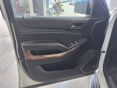 SUBCHEV15 2018 Front Door Trim Panel 779226