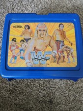 Fiambrera de plástico azul WWF 1985 con termo de plástico Hulk Hogan. Estrellas de lucha libre