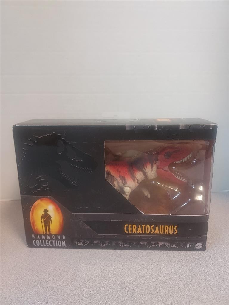Jurassic World Dominion Hammond Collection Ceratosaurus Action