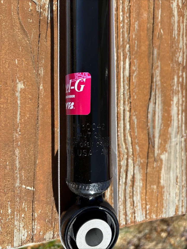 Amortiguadores traseros Honda Civic KYB 3430042 nuevo recambio 2016-2021 Foto 4 de 4