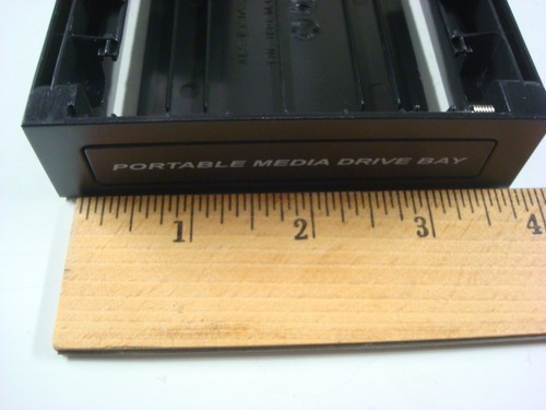 1B013M300-000-G Gateway Portable Media Hard Drive Bay Caddy with Cables - NICE - Picture 4 of 4