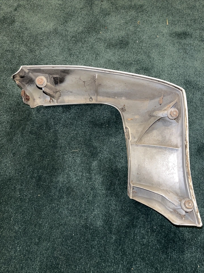 Mercury Cyclone GT Montego 1970 1971 OEM extensión de guardabarros lado izquierdo con moldura Foto 4 de 4
