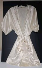 Gilligan O'Malley Cream W/ Pink Roses Accents Tie Short Robe Size Large READ