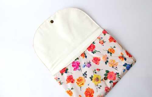 Ban.do Laptop Computer Bag Sleeve Button Flowers Padded 11.5" X 16" Unique Fun - Afbeelding 7 van 7