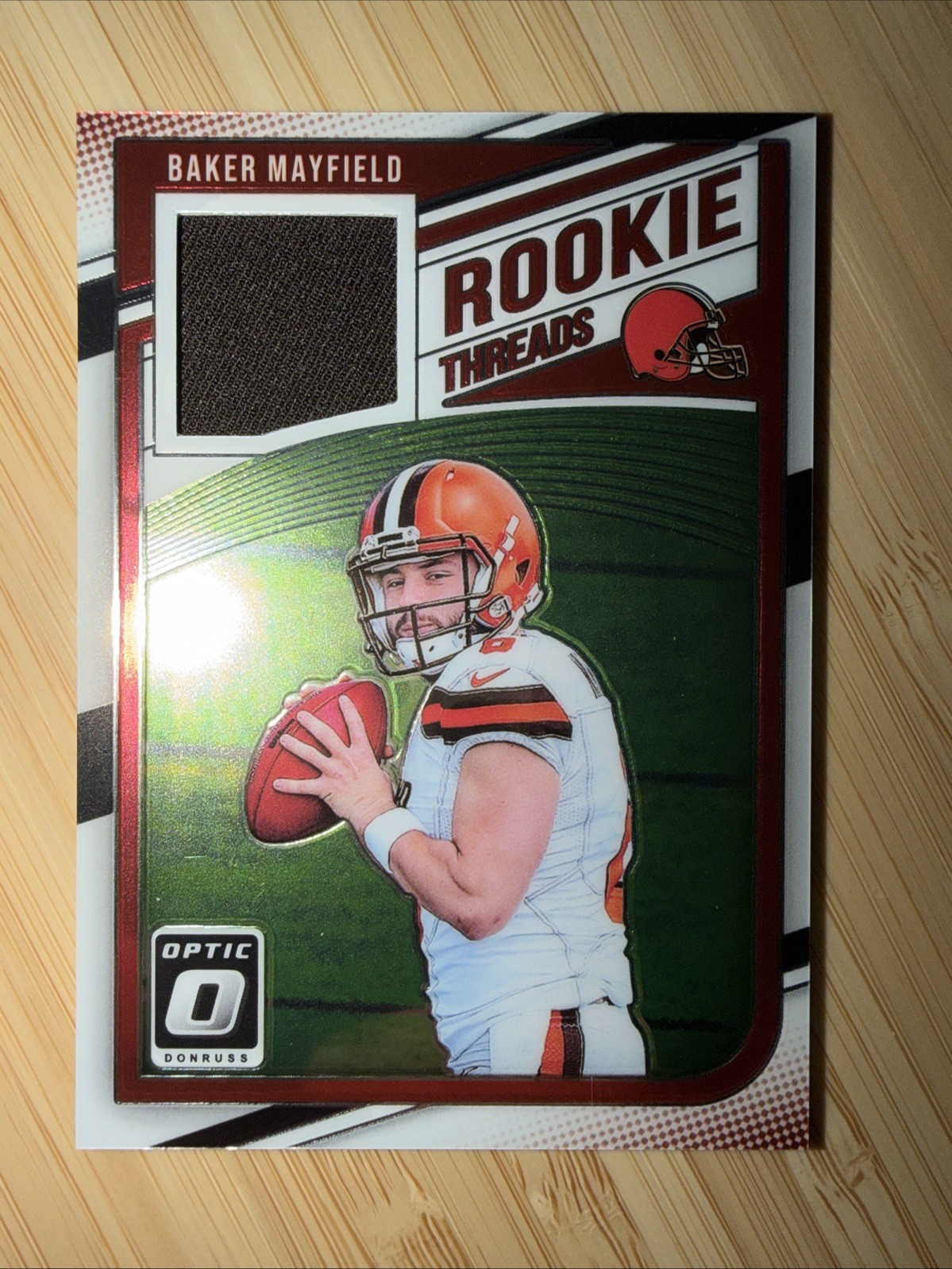2018 Donruss Optic - Rookie Threads Baker Mayfield #RT-BM (MEM, RC)