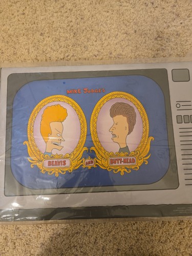 MONDO Beavis and Butt-Head Figures Standard Edition No Couch  Still Sealed 