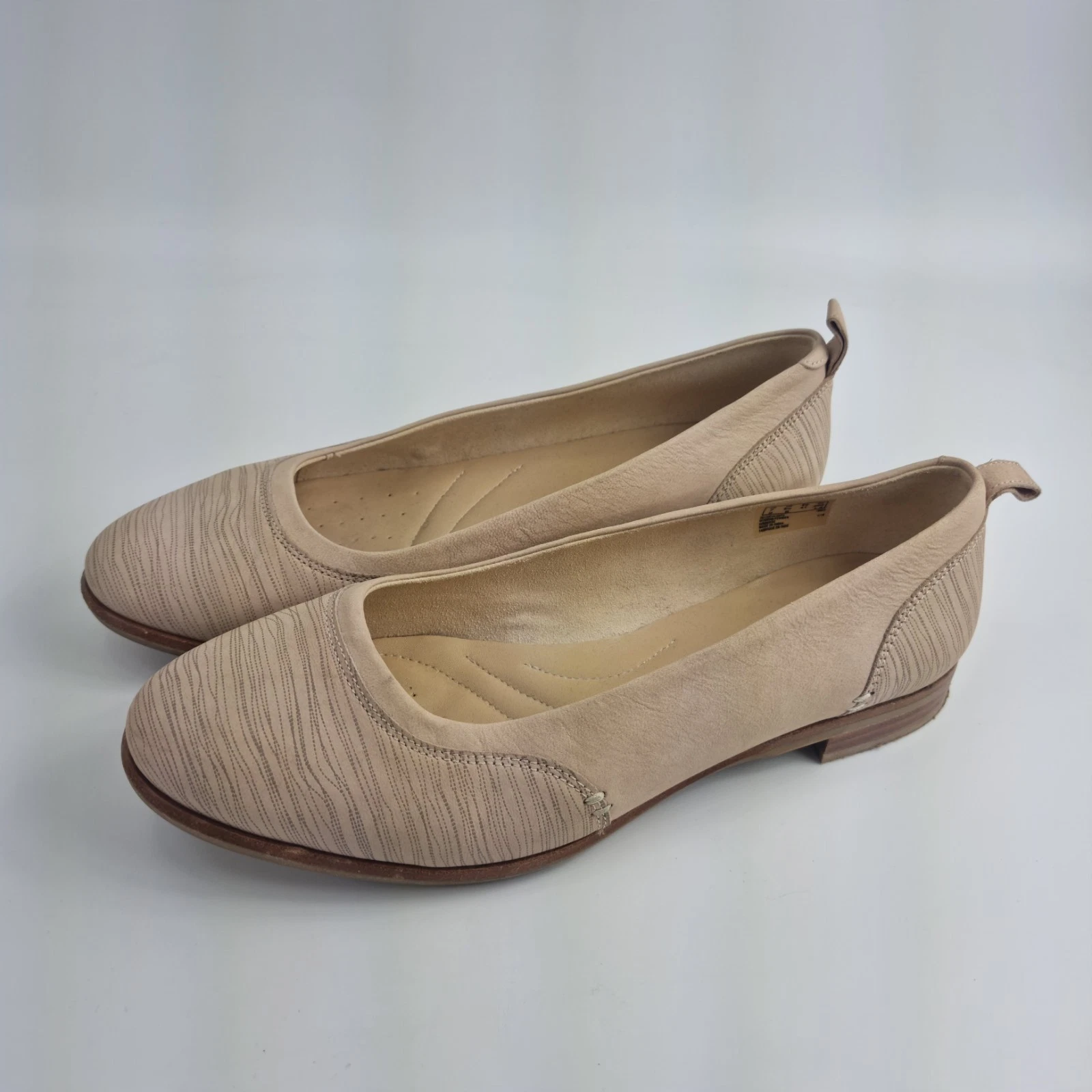 Clarks uk 7 D beige scarpe basse donna slip on eleganti