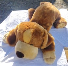 ANIMAL ALLEY Jumbo DARBY Dog 47" Nose To Tail Plush Floppy Toys R Us Vintage