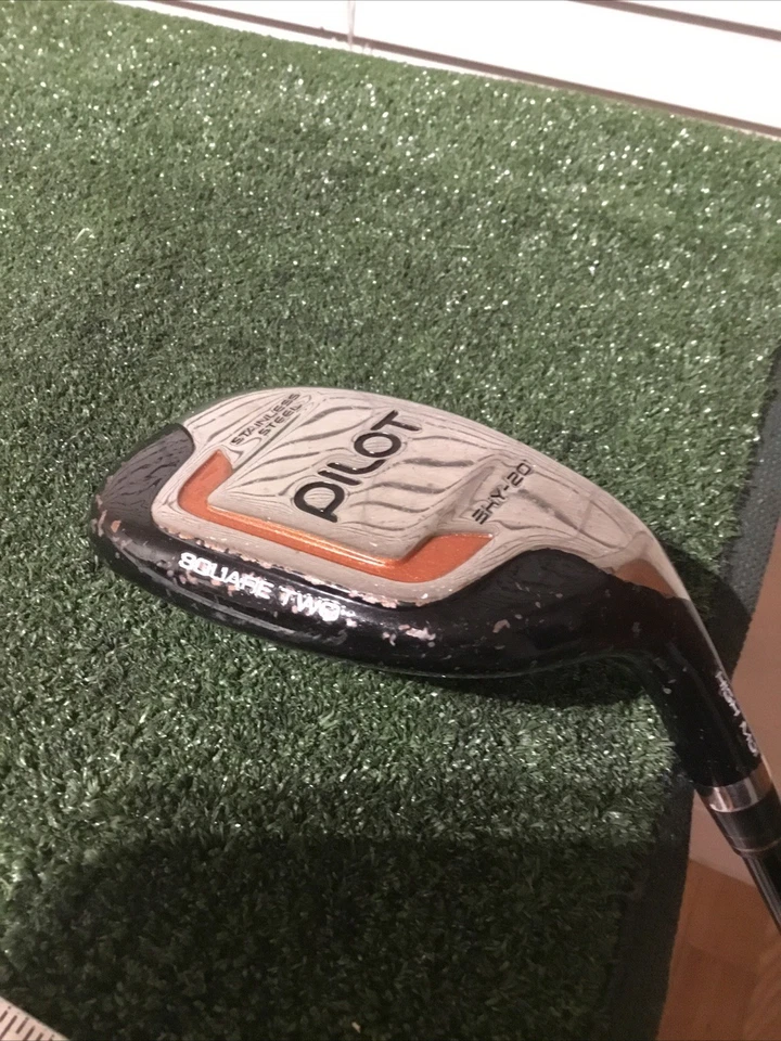 Square Two Pilot 20* 3 Hybrid Regular Graphite Shaft (40”) - Image 3 of 4