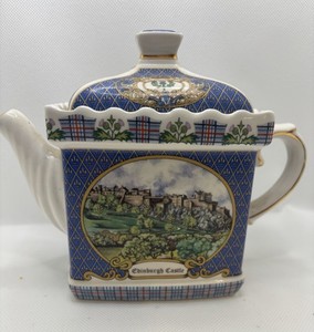 Vintage Sadler English Porcelain Teapot – Edinburgh Castle made in England