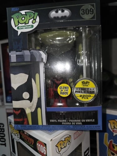Funko Pop! Digital Batwoman Batman Glow in the Dark Vinyl Figure #309