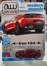 Auto World Modern Muscle R1 Version B 3 2018 Chevy Camaro ZL1 in Red CHASE